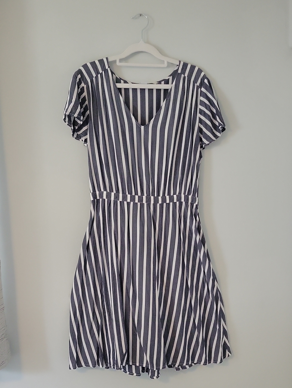Old Navy Gray and White Striped V-Neck Dress
